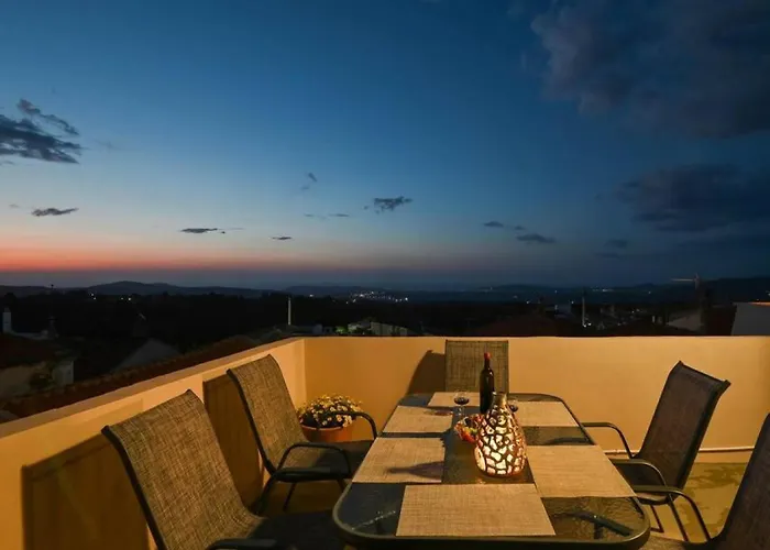 Dm-Discover Margarites Home